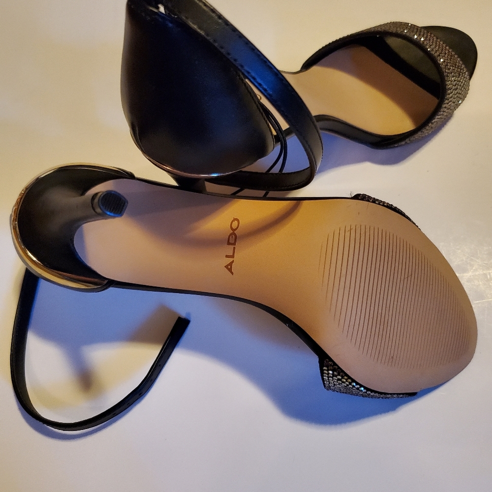 Black Stilleto Heel - Picture 10 of 16